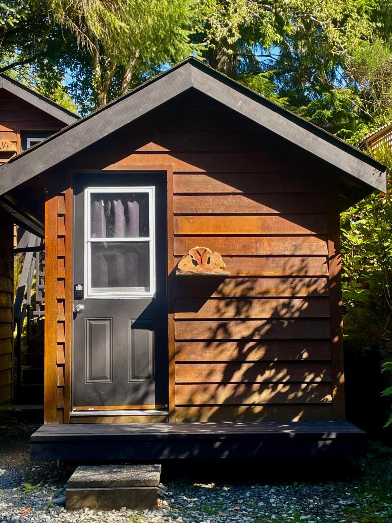 The Hiker Huts Ξενοδοχείο Port Renfrew Εξωτερικό φωτογραφία